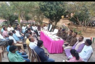 पिठोरिया थाना में हुई शांति समिति की बैठक