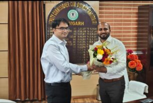 Jharkhand: रामगढ़ जिले के 15वें उपायुक्त के रूप में ऋतुराज ने किया पदभार ग्रहण