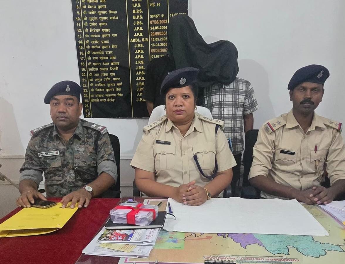 चेकिंग के दौरान ब्राउन शुगर के साथ दो तस्कर गिरफ्तार