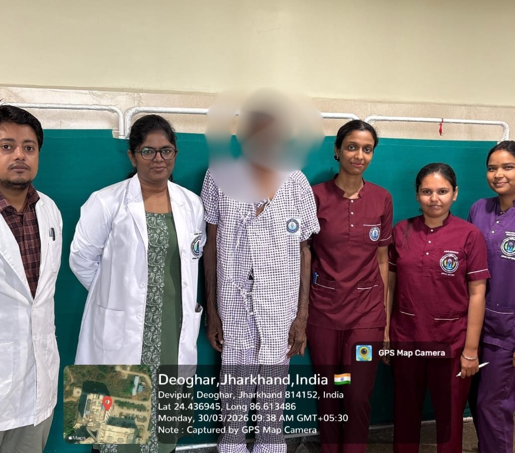 एम्स देवघर के डॉक्टरों ने मरीज के पेट से निकाला 12 किलो का ट्यूमर