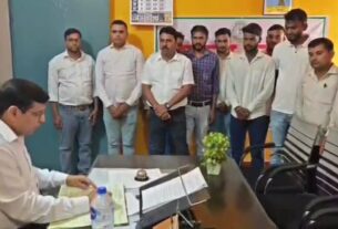 उपायुक्त के निरीक्षण में गायब मिले बीडीओ सहित कई कर्मी, रोका एक दिन का वेतन