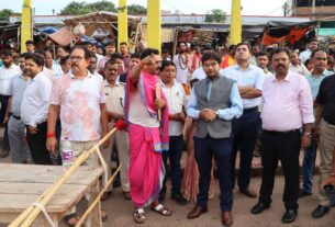 राजकीय श्रावणी मेला महोत्सव को लेकर उपायुक्त पहुंचे बासुकीनाथ