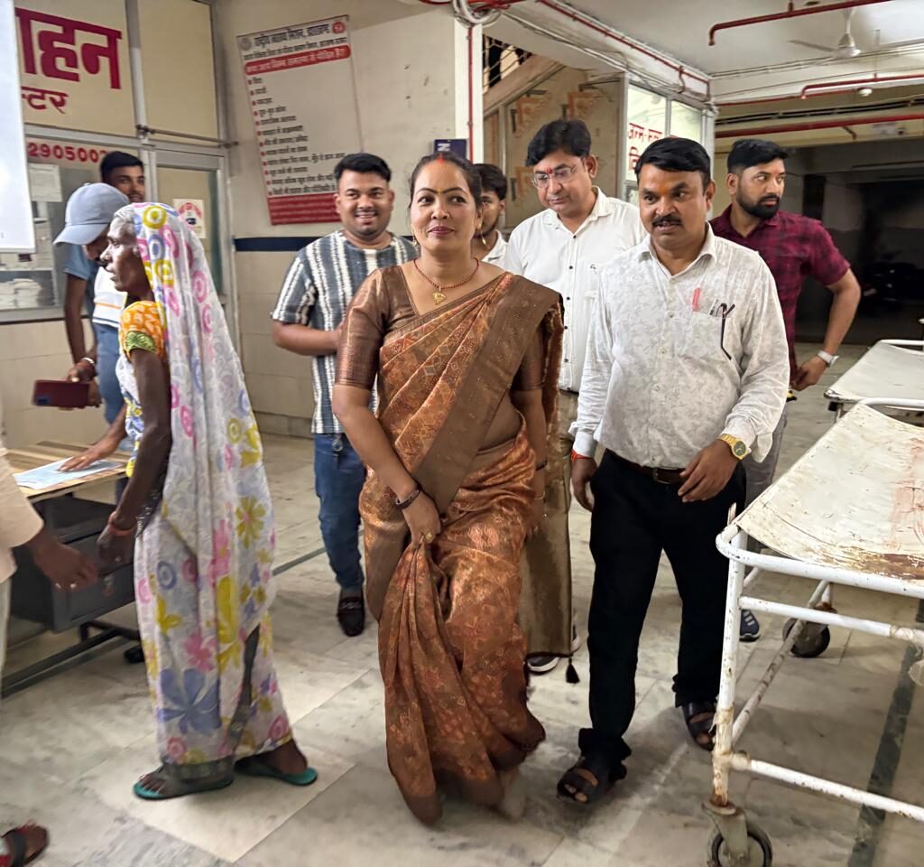 सदर अस्पताल का जिप अध्यक्ष ने किया औचक निरीक्षण, ऐसे हो रही थी सफाई