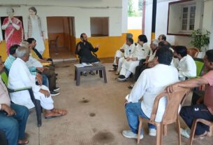 एचईसी के श्रमिक संगठनों का प्रतिनिधिमंडल मिला सुबोधकांत सहाय से