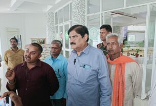विधायक ने पूर्व मंत्री पर चंद्रवंशी समाज की जमीन लूटने का लगाया आरोप
