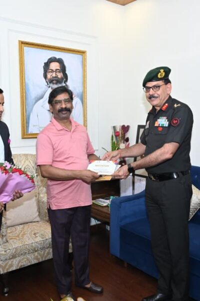 मुख्यमंत्री को डूरंड कप में मुख्य अतिथि के रूप में सम्मिलित होने का दिया निमंत्रण