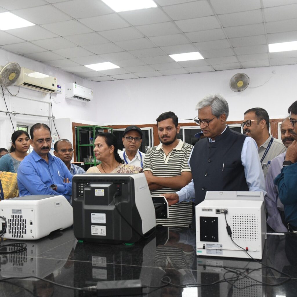 बीएयू में अत्याधुनिक प्लांट ब्रीडिंग मॉलेक्यूलर प्रयोगशाला की स्थापना