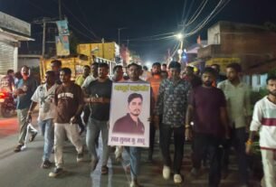 शुभम हत्याकांड के विरोध में लोगों ने निकाला कैंडल मार्च