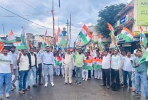 पिठोरिया में भाजपा ने निकाली तिरंगा यात्रा