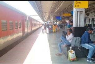 रेलवे स्टेशनों पर गंदगी फैलाने वालों की अब खैर नहीं, पढ़ें पूरी खबर