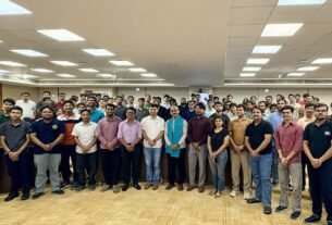 आईआईएम रांची में चल रहे ‘हिंदी पखवाड़ा’ में पहुंचे अभिनेता विजय विक्रम सिंह