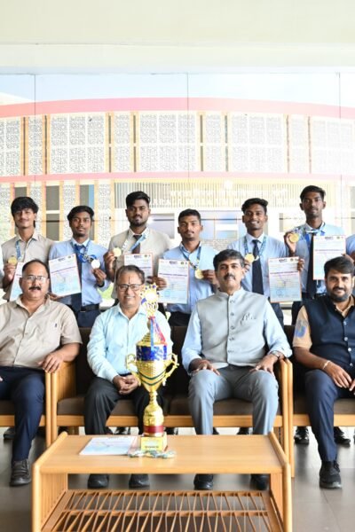 झारखंड राज्य खेल चैंपियनशिप में एसबीयू फुटबॉल में बना चैंपियन