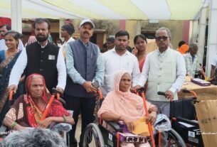 ईचापीड़ी पंचायत में बुजुर्गों के बीच 287 सहायक उपकरणों का वितरण