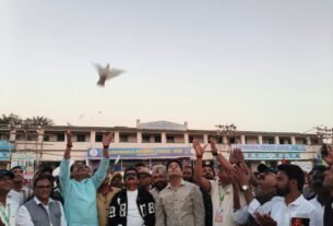 लोहरदगा प्रीमियर लीग फुटबॉल टूर्नामेंट-2026 का आगाज, आठ टीमें ले रही हैं हिस्सा