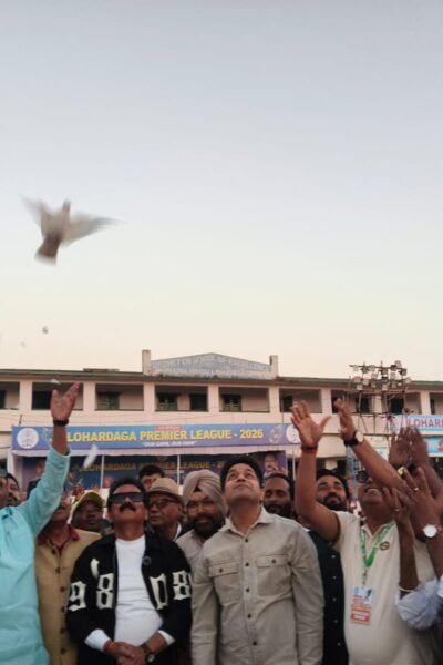 लोहरदगा प्रीमियर लीग फुटबॉल टूर्नामेंट-2026 का आगाज, आठ टीमें ले रही हैं हिस्सा