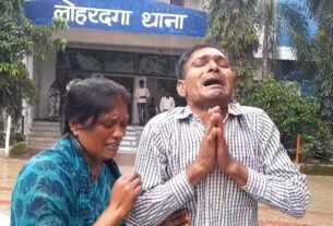 घर से बिना बताए बेटी चली गई, शिकायत लेकर सदर थाना पहुंची मां, अभद्र व्यवहार का आरोप